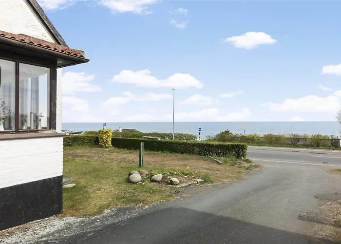 6784-allinge-nordre-strandvej-127 * Allinge-Sandvig